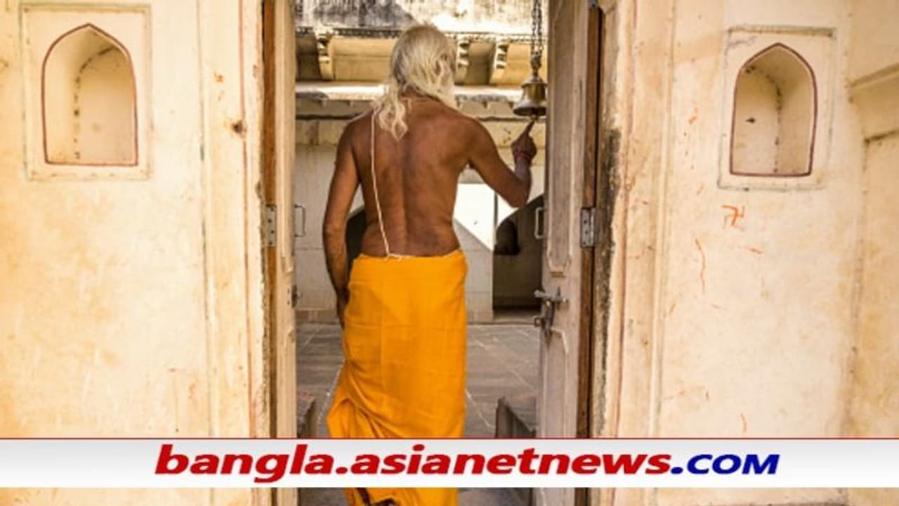 হাঁসখালিতে হুমকির ভয়ে গেলেন না পুরোহিত, নির্যাতিতার পরলৌকিক ক্রিয়া সম্পন্ন করতে পারল না পরিবার হাঁসখালিতে হুমকির ভয়ে গেলেন না পুরোহিত, নির্যাতিতার পরলৌকিক ক্রিয়া সম্পন্ন করতে পারল না পরিবার