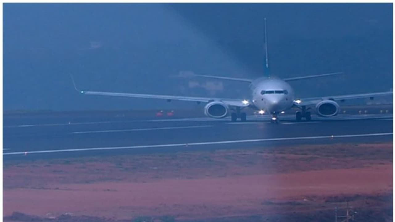 കനത്ത മഴ: അപകടം ഒഴിവാക്കാൻ കരിപ്പൂരിൽ ഇറങ്ങേണ്ട ആറ് വിമാനങ്ങൾ കൊച്ചിയിൽ ഇറക്കി