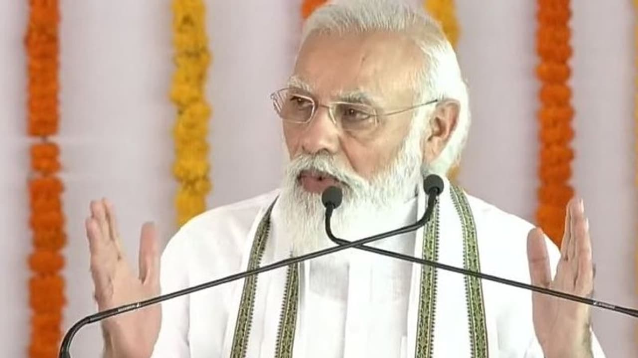 PM मोदी ने बताया अपने बचपन का अलीगढ़ कनेक्शन, कैसे एक मुस्लिम ताले वाले से थी उनके पिता से दोस्ती