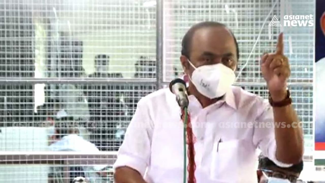 'ഫോട്ടോ എടുക്കുന്നത് ജാതകം നോക്കിയല്ല, അപമാനിച്ചാൽ തിരിച്ചടിക്കും': വിഡി സതീശൻ 'ഫോട്ടോ എടുക്കുന്നത് ജാതകം നോക്കിയല്ല, അപമാനിച്ചാൽ തിരിച്ചടിക്കും': വിഡി സതീശൻ