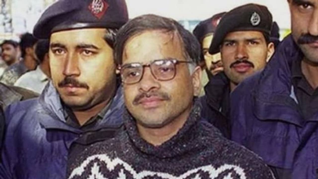 100 കുട്ടികളെ പീഡിപ്പിച്ച് കൊന്ന സീരിയൽ കില്ലർ, 100 പേരെ കൊല്ലുമെന്ന് പ്രതിജ്ഞ, പിന്നിലെ കാരണം