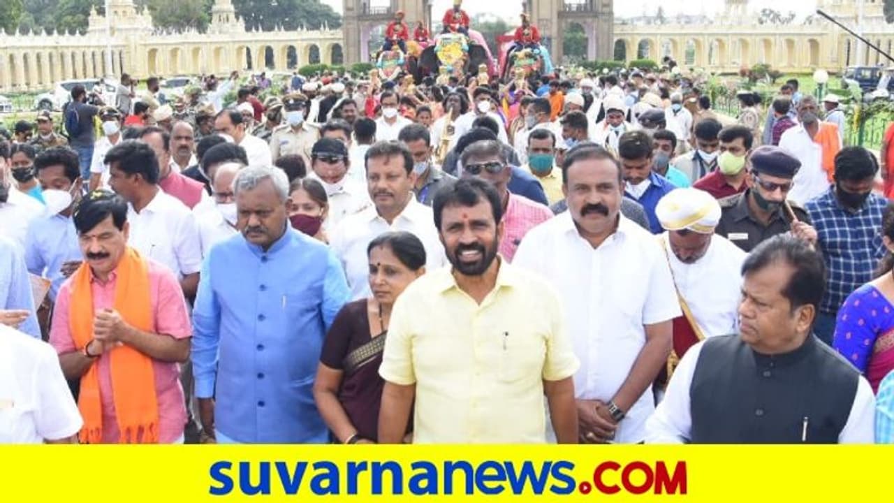 ಮೈಸೂರಿಗೆ ದಸರಾ ಗಜಪಡೆ ಆಗಮನ, ಸಾಂಪ್ರಾದಾಯಿಕ ಸ್ವಾಗತ ಮೈಸೂರಿಗೆ ದಸರಾ ಗಜಪಡೆ ಆಗಮನ, ಸಾಂಪ್ರಾದಾಯಿಕ ಸ್ವಾಗತ