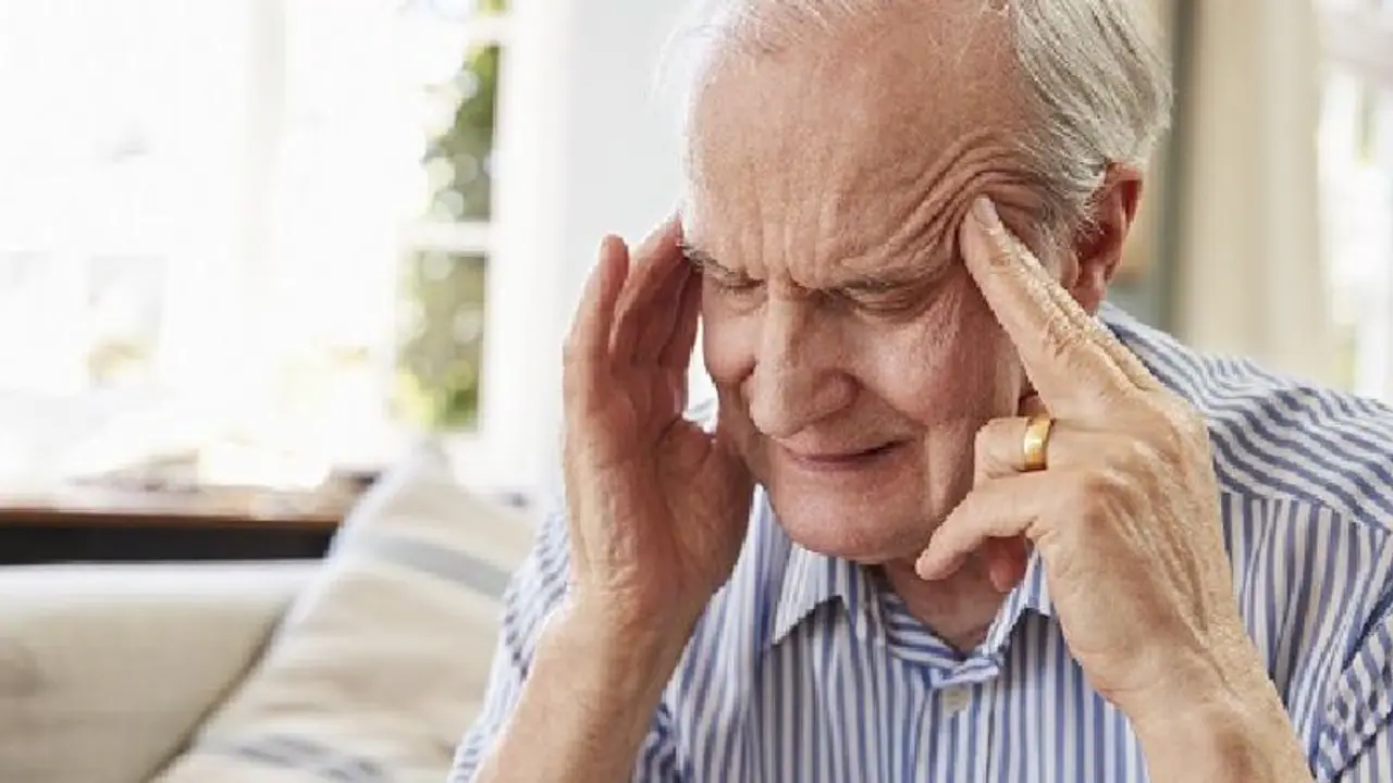 ഈ ഭക്ഷണങ്ങൾ ശീലമാക്കൂ; ഡിമെൻഷ്യ സാധ്യത കുറയ്ക്കാം