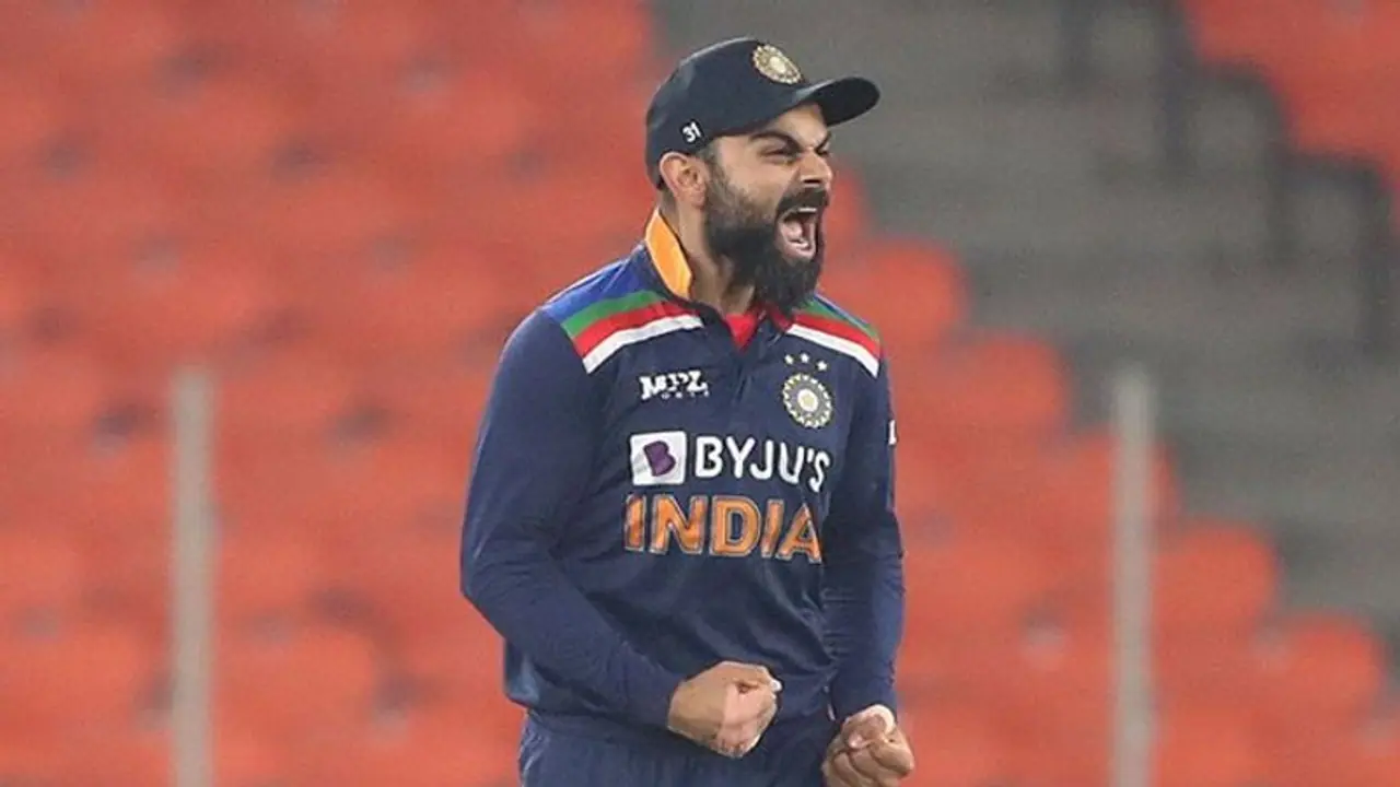 Virat Kohli'র 'অ্যাটিটিউড', Team India'য় চলছে তীব্র অশান্তি ফাঁস ড্রেসিংরুমের গোপন কথা Virat Kohli'র 'অ্যাটিটিউড', Team India'য় চলছে তীব্র অশান্তি ফাঁস ড্রেসিংরুমের গোপন কথা