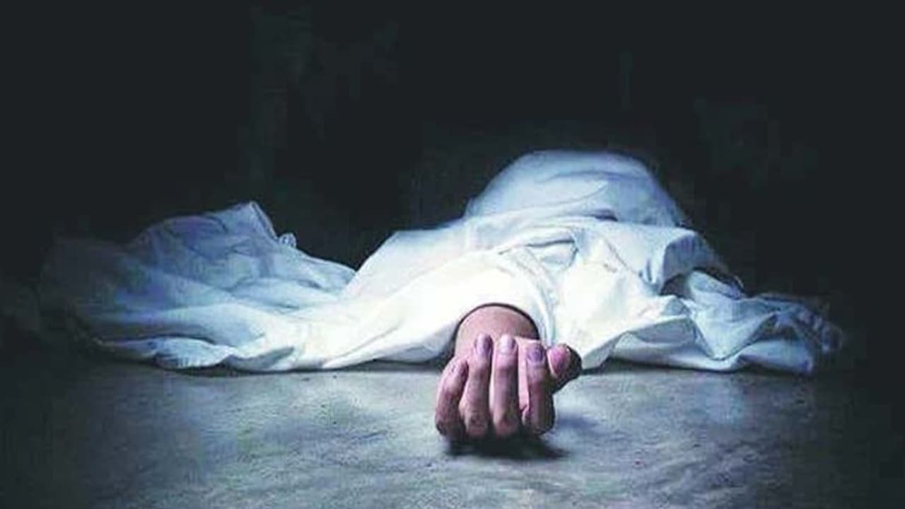 Murder| പിതാവിന്‍റെ സഹായത്തോടെ ഭാര്യയുടെ കാമുകനെ കഴുത്തറുത്ത് കൊന്നു; രണ്ട് പേര്‍ അറസ്റ്റില്‍