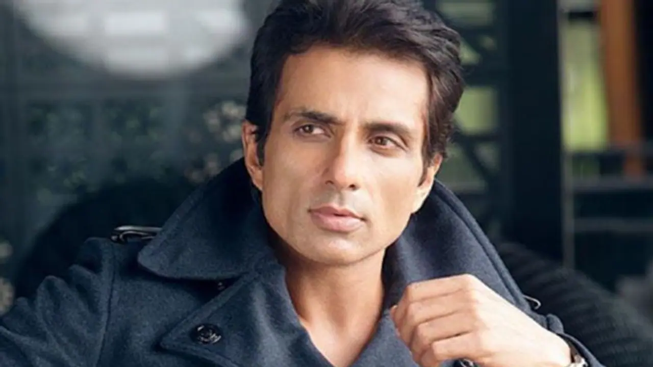 IT सर्च ऑपरेशन में मिले Sonu Sood के खिलाफ टैक्स में गड़बड़ी करने के सबूत, बढ़ा जांच का दायरा IT सर्च ऑपरेशन में मिले Sonu Sood के खिलाफ टैक्स में गड़बड़ी करने के सबूत, बढ़ा जांच का दायरा
