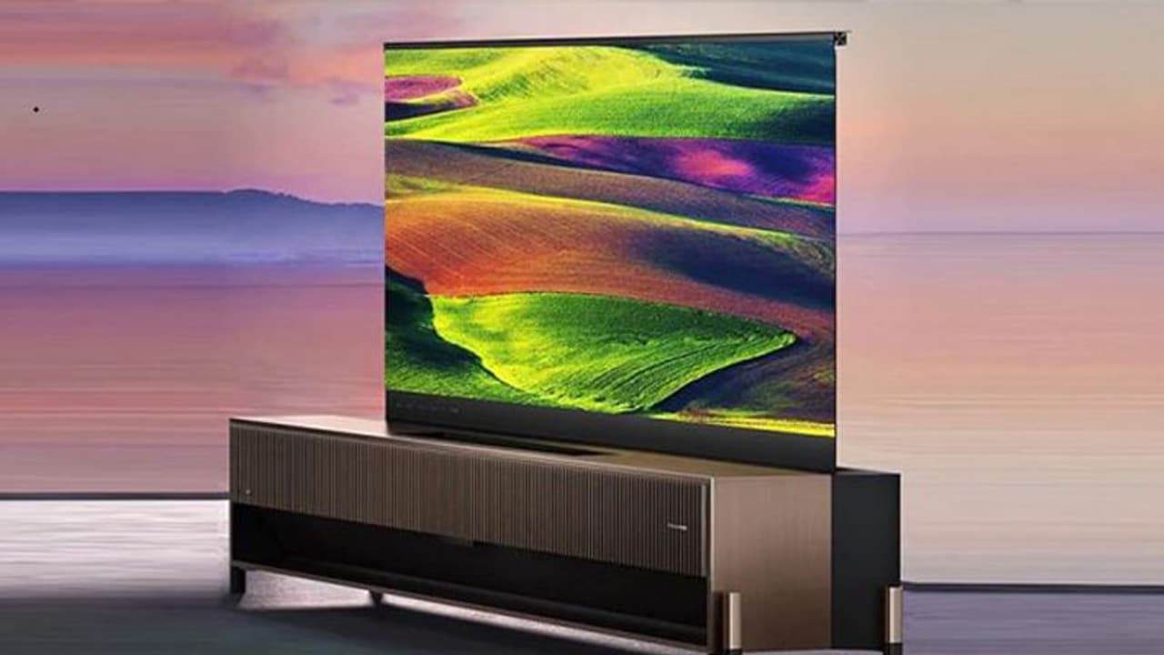 टीवी की घूमती स्क्रीन घर को बना देगी थिएटर, सिनेमाघर में भी नहीं मिलेगा ऐसा साउंड, अभी करें बुक टीवी की घूमती स्क्रीन घर को बना देगी थिएटर, सिनेमाघर में भी नहीं मिलेगा ऐसा साउंड, अभी करें बुक