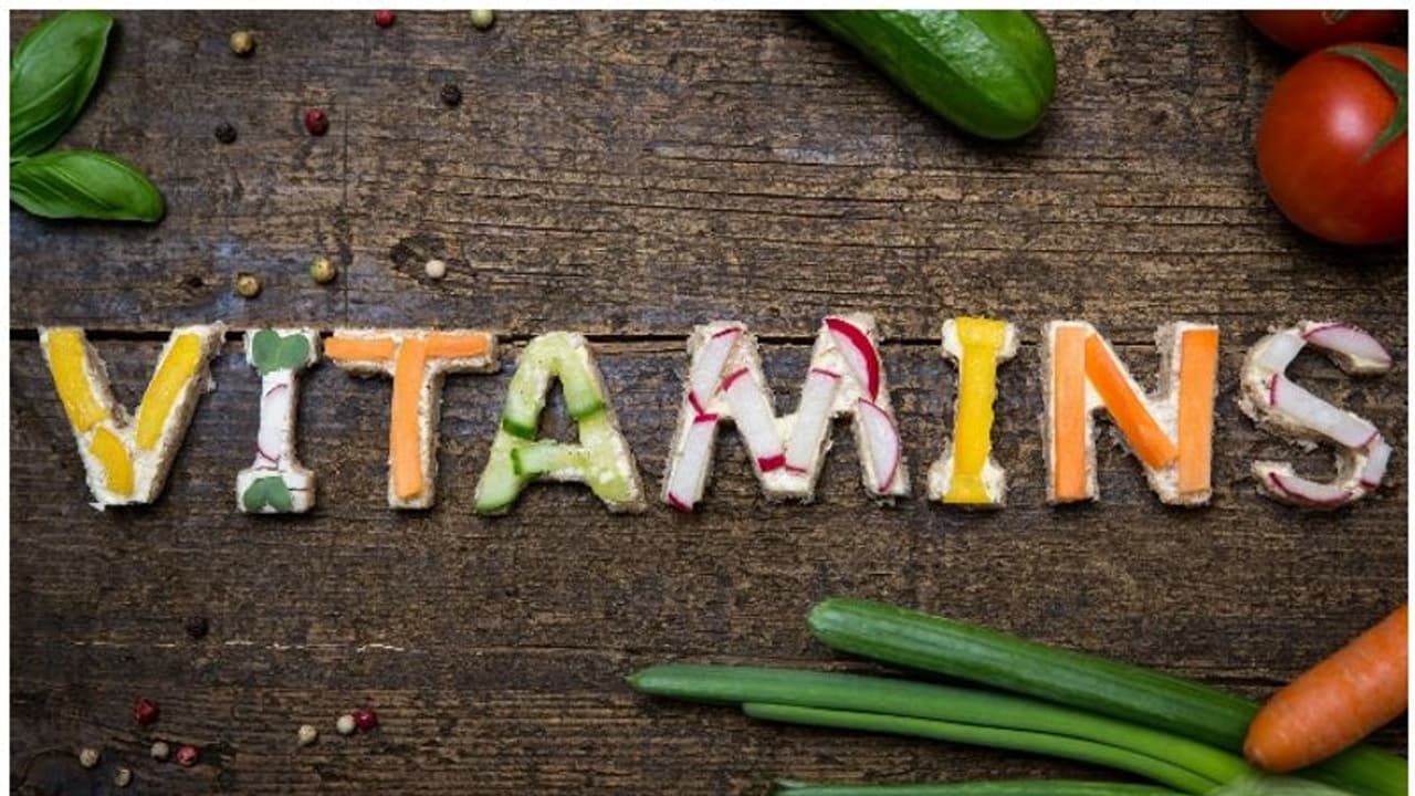 ശരീരത്തിന് വേണം ഈ വിറ്റാമിനുകൾ; ഡയറ്റീഷ്യൻ പറയുന്നു ശരീരത്തിന് വേണം ഈ വിറ്റാമിനുകൾ; ഡയറ്റീഷ്യൻ പറയുന്നു