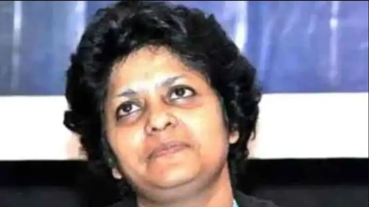 সাংসদ পদ থেকে ইস্তফার পরই পেলেন গুরুত্বপূর্ণ পদ, তৃণমূলের রাজ্য সাধারণ সম্পাদক হলেন অর্পিতা সাংসদ পদ থেকে ইস্তফার পরই পেলেন গুরুত্বপূর্ণ পদ, তৃণমূলের রাজ্য সাধারণ সম্পাদক হলেন অর্পিতা