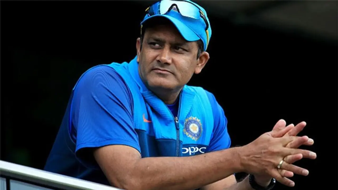 शास्त्री के बाद इस दिग्गज को बनाया जा सकता है भारत का हेड कोच, BCCI ने किया संपर्क शास्त्री के बाद इस दिग्गज को बनाया जा सकता है भारत का हेड कोच, BCCI ने किया संपर्क