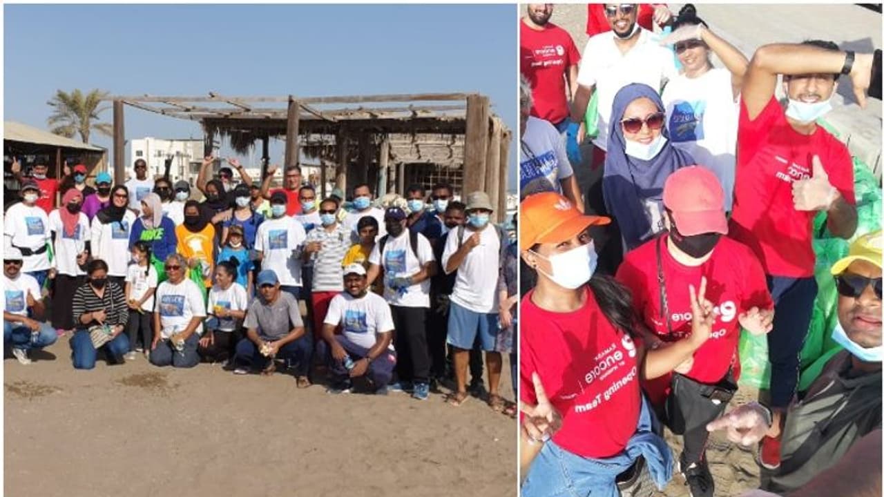 ലോക ശുചീകരണ ദിനം: ഒമാനില്‍ ബീച്ച് വൃത്തിയാക്കി സന്നദ്ധസേവാ പ്രവര്‍ത്തകര്‍