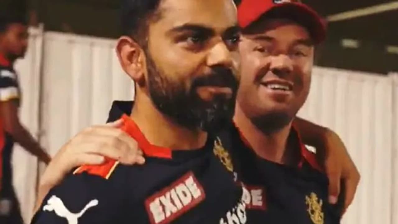 വീണ്ടും കോലിയുടെ സര്പ്രൈസ്; ആര്സിബി നായകസ്ഥാനവും ഒഴിയുന്നു! വീണ്ടും കോലിയുടെ സര്പ്രൈസ്; ആര്സിബി നായകസ്ഥാനവും ഒഴിയുന്നു!