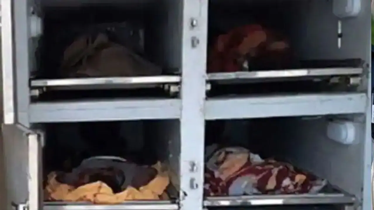 संडे बना जिंदगी का आखिरी दिन: 3 भाई और एक दोस्त की दर्दनाक मौत, सुबह घर से निकले..2 घंटे बाद आईं लाशें संडे बना जिंदगी का आखिरी दिन: 3 भाई और एक दोस्त की दर्दनाक मौत, सुबह घर से निकले..2 घंटे बाद आईं लाशें