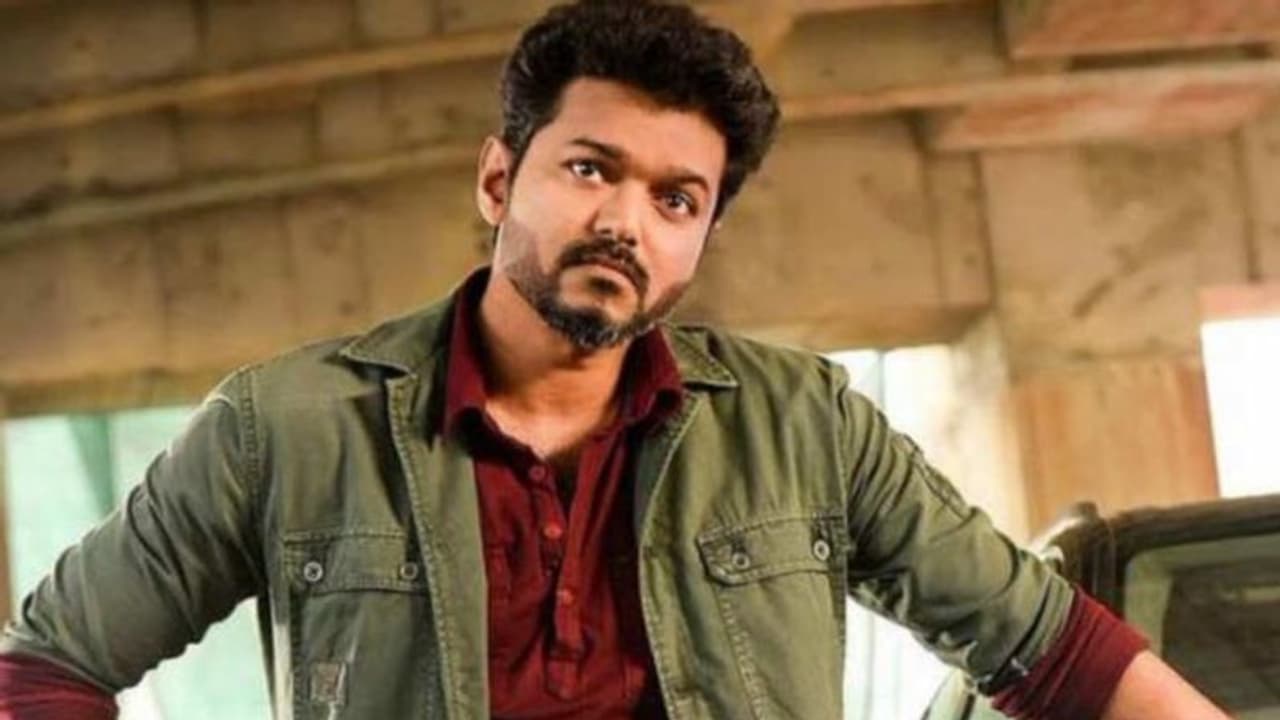 Vijay car tax: "ரியல் ஹீரோவாக இருங்கள்... ரீல் ஹீரோவாக இருக்காதீர்கள்".. நடிகர் விஜய் வழக்கில்..இன்று தீர்ப்பு Vijay car tax: "ரியல் ஹீரோவாக இருங்கள்... ரீல் ஹீரோவாக இருக்காதீர்கள்".. நடிகர் விஜய் வழக்கில்..இன்று தீர்ப்பு