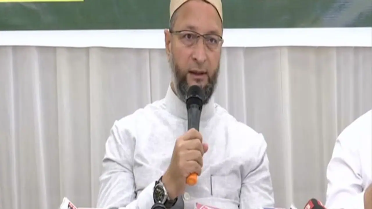 गुजरात चुनाव लड़ेंगे ओवैसी, राहुल गांधी को बताया वोट कटर; वायनाड जीता; क्योंकि वहां 35% वोटर मुस्लिम हैं गुजरात चुनाव लड़ेंगे ओवैसी, राहुल गांधी को बताया वोट कटर; वायनाड जीता; क्योंकि वहां 35% वोटर मुस्लिम हैं