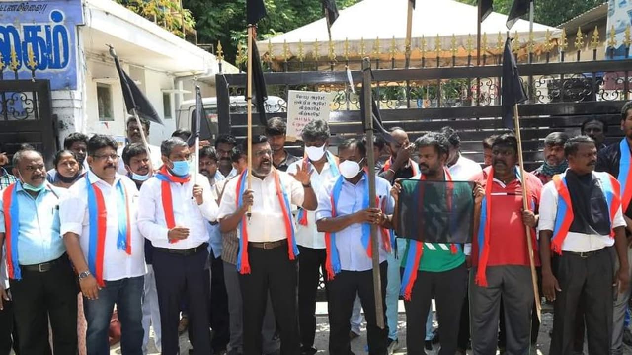 ஜிஎஸ்டி பெயரால் மோடி அரசு தாதாயிசம்.. டார் டாராக கிழித்த திருமாவளவன்.