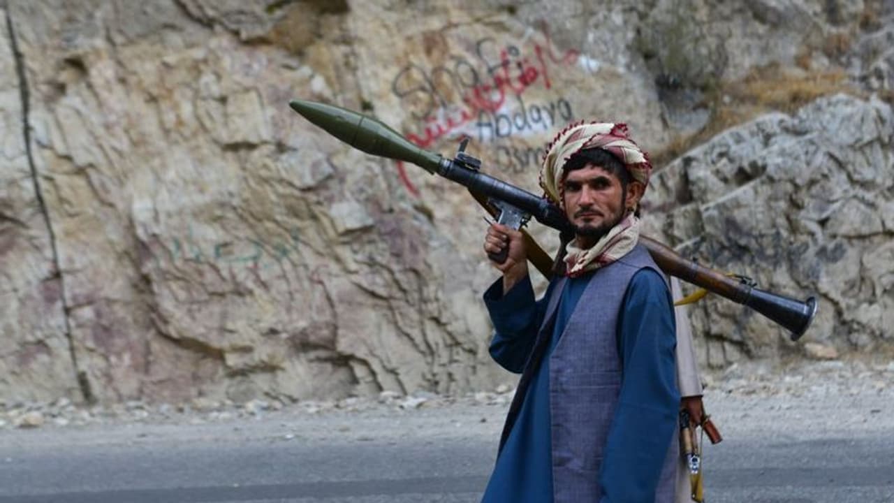 Taliban: বিষয় তালিবান অধিকৃত আফগানিস্তান, আলোচনার জন্য পাকিস্তানকে ডাকল ভারত Taliban: বিষয় তালিবান অধিকৃত আফগানিস্তান, আলোচনার জন্য পাকিস্তানকে ডাকল ভারত