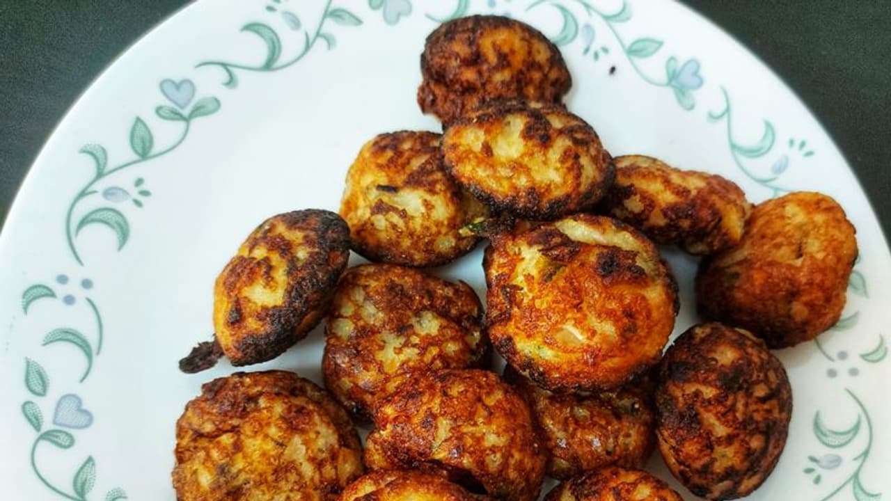 ஈவினிங் ஸ்னாக்ஸ் : "முட்டை வெஜிடேபிள் பணியாரம்" செய்யலாம் வாங்க! ஈவினிங் ஸ்னாக்ஸ் : "முட்டை வெஜிடேபிள் பணியாரம்" செய்யலாம் வாங்க!