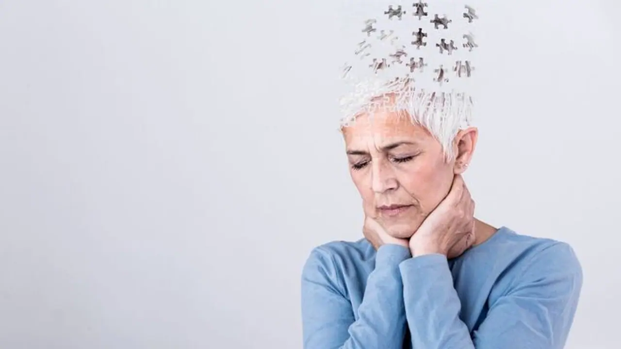 World Alzheimer's Day 2023 : അൽഷിമേഴ്‌സ് സാധ്യത കുറയ്ക്കാൻ ജീവിതശെെലിയിൽ ഇക്കാര്യങ്ങൾ ശ്രദ്ധിക്കാം