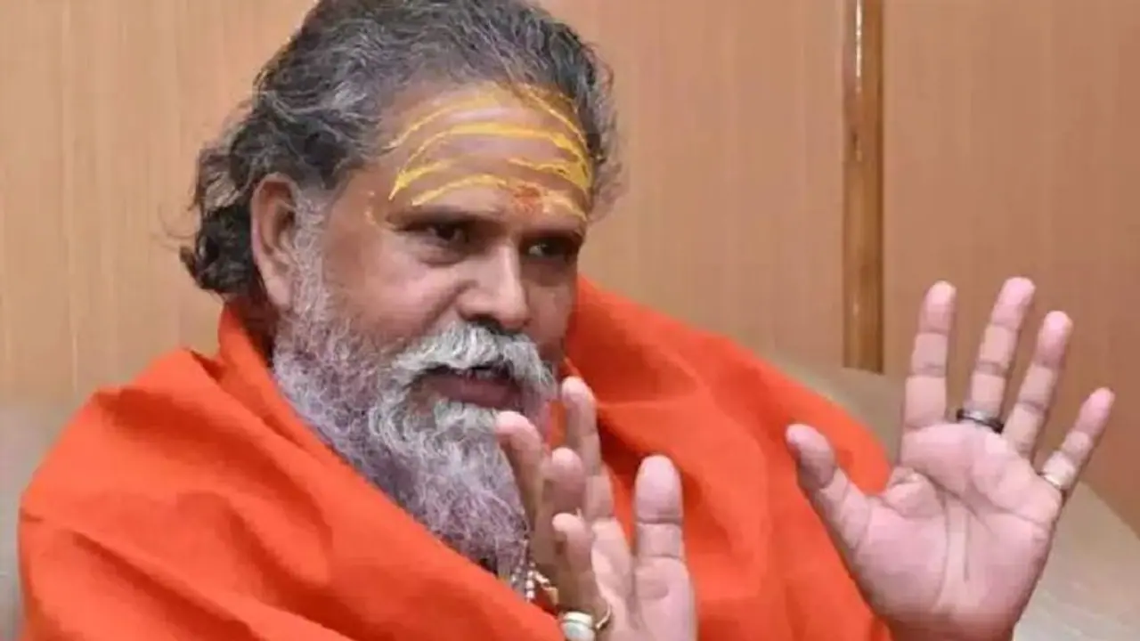 महंत नरेंद्र गिरी Suicide Mystery: कौन है वो ब्लैकमेलर सपा लीडर, क्या चेले के साथ मिलकर रची थी साजिश महंत नरेंद्र गिरी Suicide Mystery: कौन है वो ब्लैकमेलर सपा लीडर, क्या चेले के साथ मिलकर रची थी साजिश