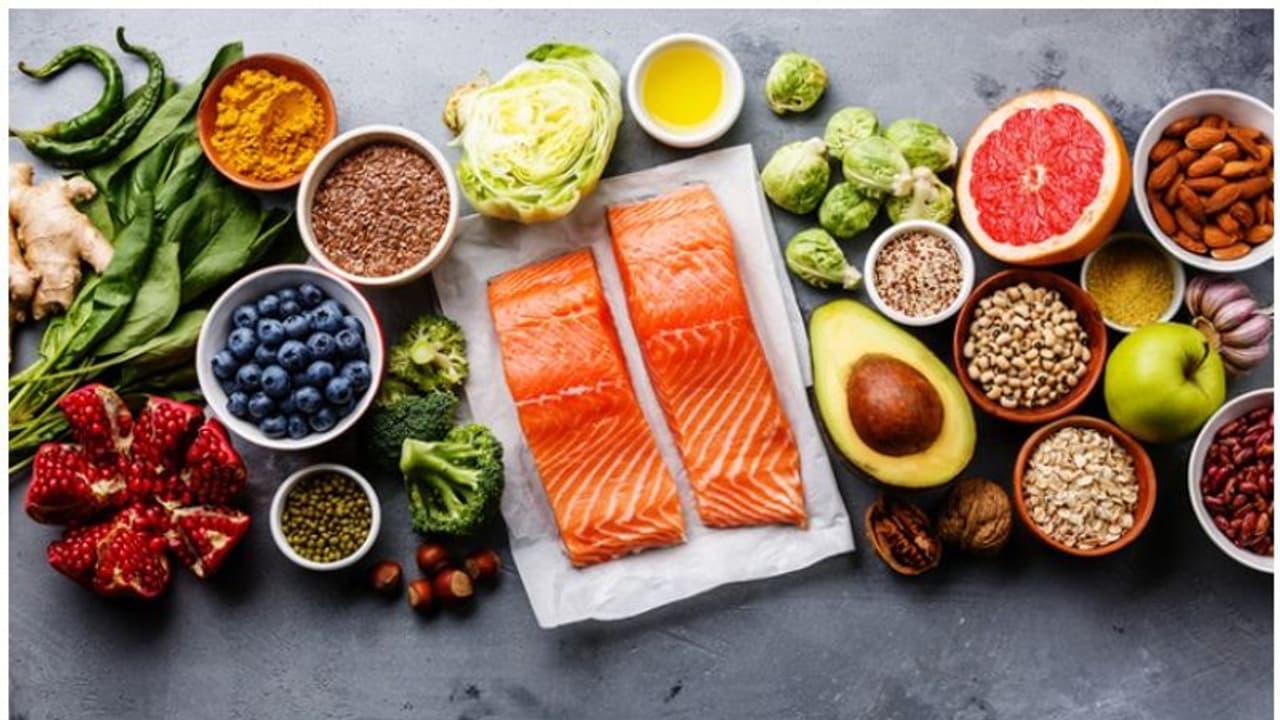 അൾഷിമേഴ്സ് തടയാൻ ഈ ഭക്ഷണങ്ങൾ കഴിക്കാം അൾഷിമേഴ്സ് തടയാൻ ഈ ഭക്ഷണങ്ങൾ കഴിക്കാം