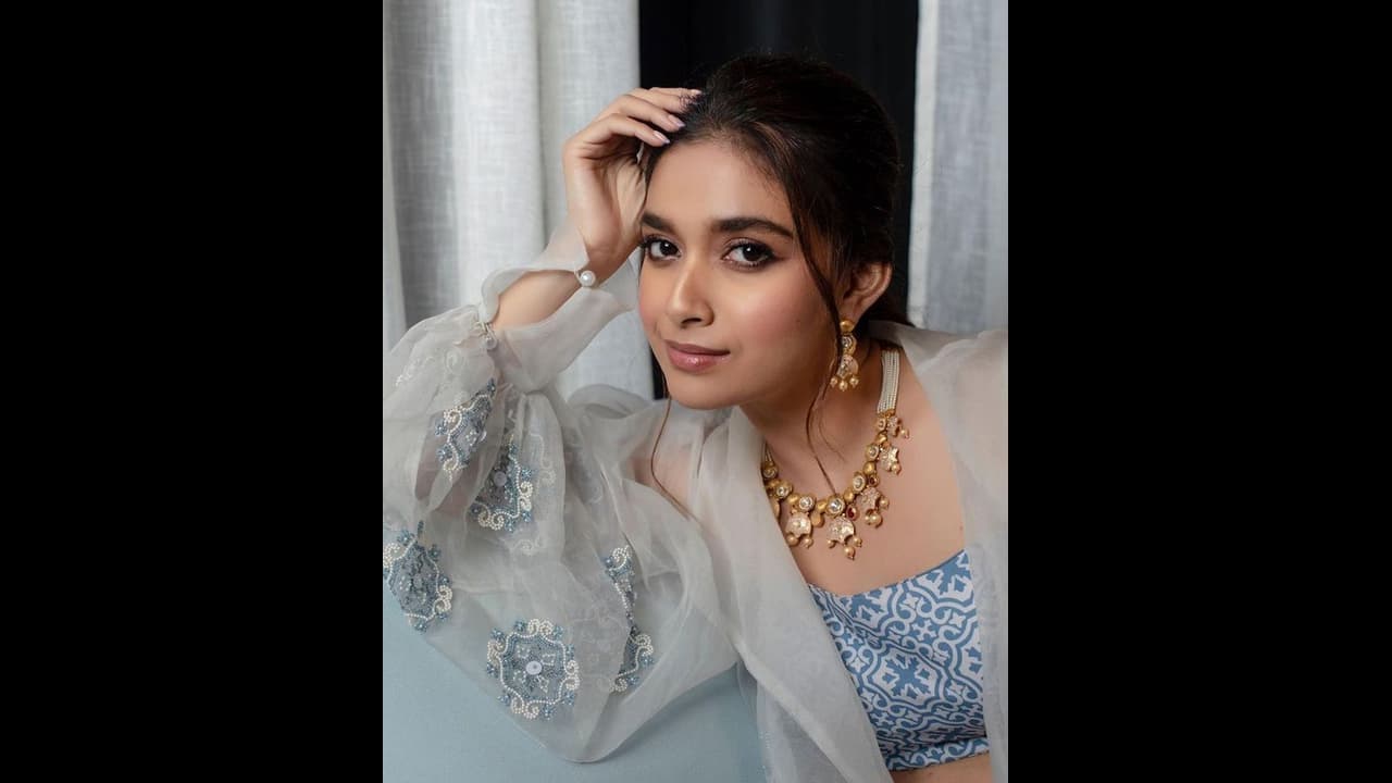 కీర్తి సురేష్ పట్టించుకుంటే సమస్య పెద్దది అయ్యేది కాదు కీర్తి సురేష్ పట్టించుకుంటే సమస్య పెద్దది అయ్యేది కాదు