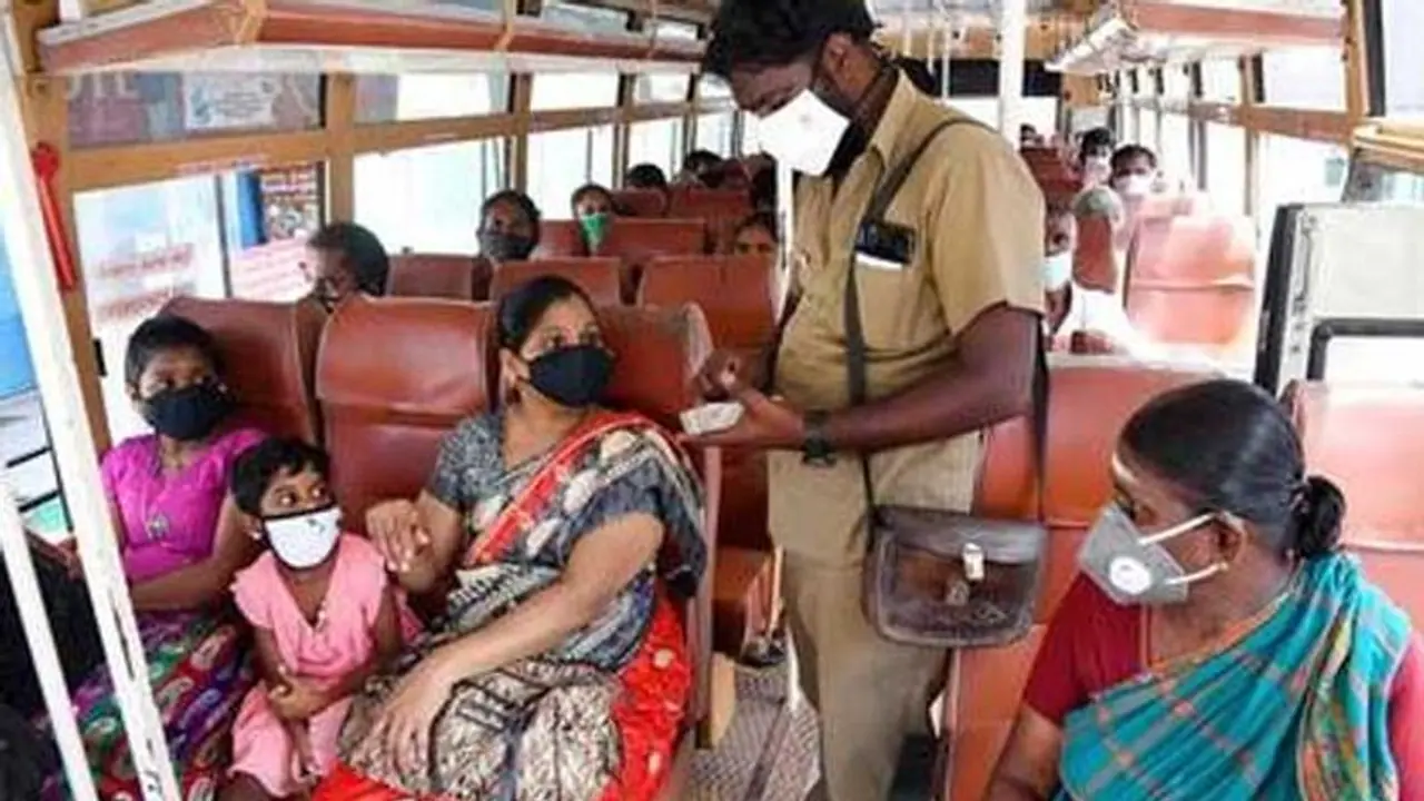 அரசு பேருந்துகளில் 2000 ரூபாய் நோட்டுகளை வாங்கக் கூடாது.. போக்குவரத்து கழகம் அதிரடி? பொதுமக்கள் அதிர்ச்சி.! அரசு பேருந்துகளில் 2000 ரூபாய் நோட்டுகளை வாங்கக் கூடாது.. போக்குவரத்து கழகம் அதிரடி? பொதுமக்கள் அதிர்ச்சி.!