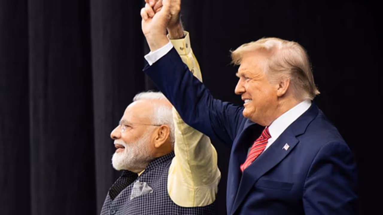 डोनाल्ड ट्रंप बोले पीएम मोदी मेरे दोस्त, मेरे कार्यकाल में भारत के साथ सबसे बेहतर रहे संबंध डोनाल्ड ट्रंप बोले पीएम मोदी मेरे दोस्त, मेरे कार्यकाल में भारत के साथ सबसे बेहतर रहे संबंध