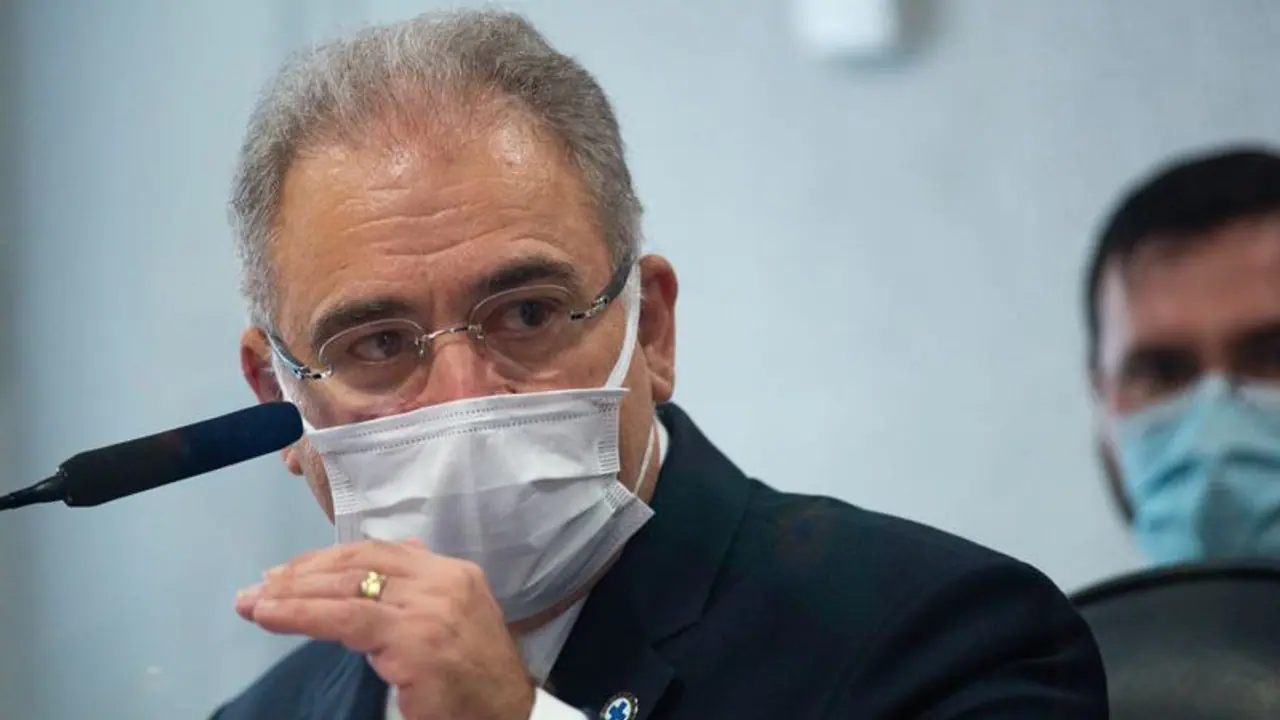 Brazil Health Minister Queiroga, accompanying Bolsonaro at UN meet, tests COVID positive