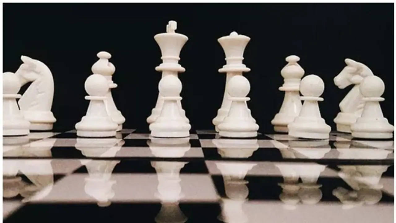 9 साल बाद देश में आयोजित होगा शतरंज का दूसरा सबसे बड़ा विश्व आयोजन, रूस से छीनकर भारत को सौंपी मेजबानी 9 साल बाद देश में आयोजित होगा शतरंज का दूसरा सबसे बड़ा विश्व आयोजन, रूस से छीनकर भारत को सौंपी मेजबानी