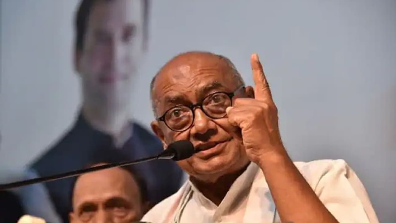 दिग्विजय सिंह का Mathmatics:7 साल बाद हिंदू मुस्लिम सबकी जनसंख्या बराबर होगी, खतरा तो सिर्फ मोदी ओवैसी को है दिग्विजय सिंह का Mathmatics:7 साल बाद हिंदू मुस्लिम सबकी जनसंख्या बराबर होगी, खतरा तो सिर्फ मोदी ओवैसी को है