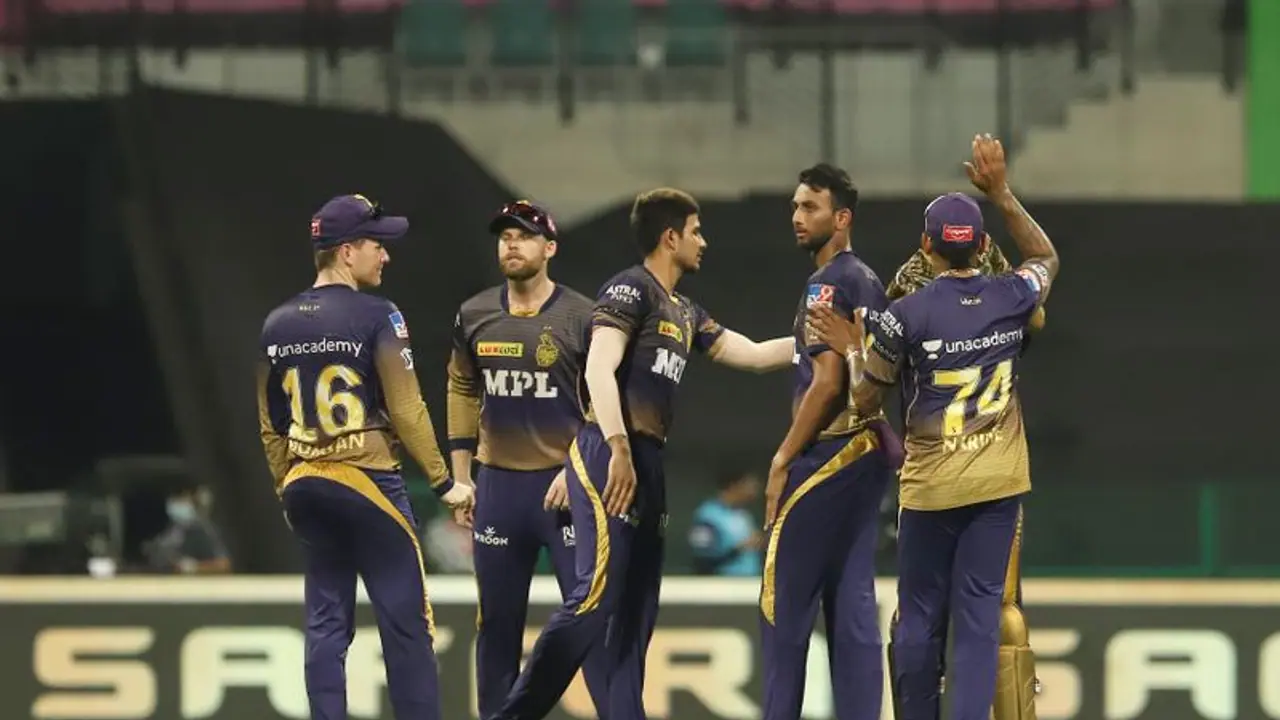 IPL 2021 வலுவான பேட்டிங்கை கொண்ட மும்பை இந்தியன்ஸை குறைவான ரன்னுக்கு கட்டுப்படுத்திய கேகேஆர்