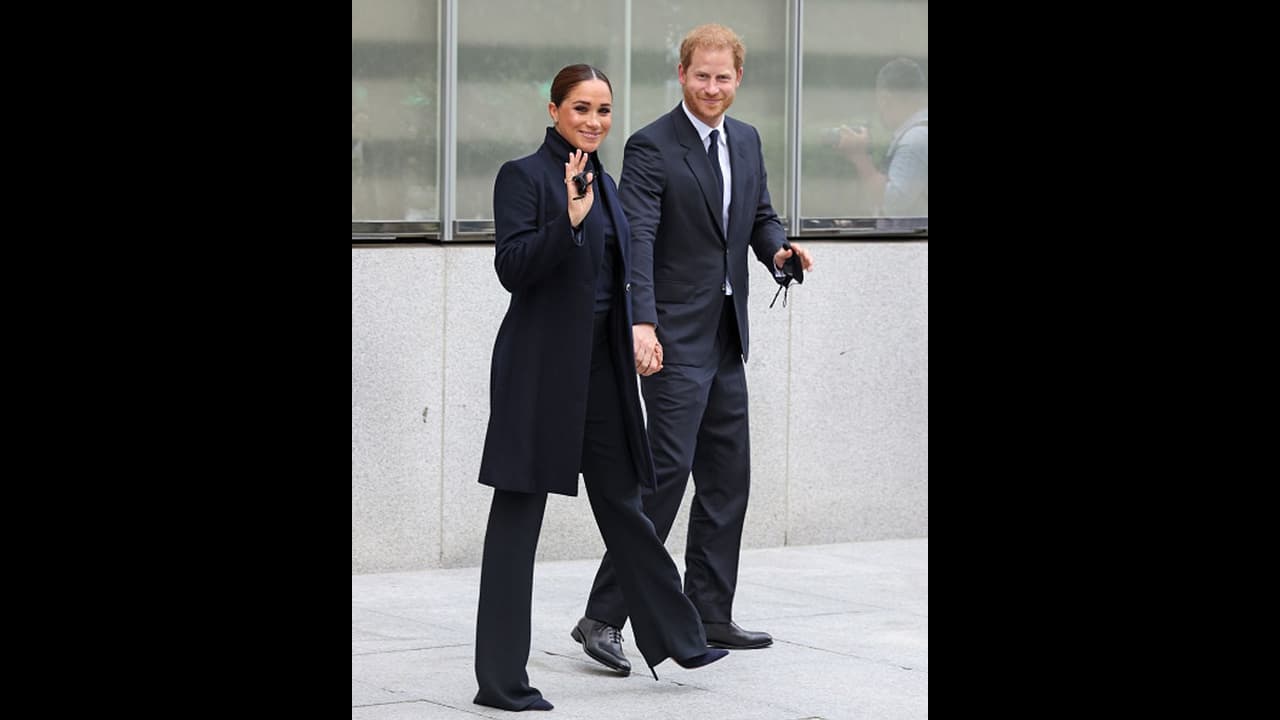 Proud dad! Prince Harry carries briefcase with ‘Archie’s Papa’ embossed on it