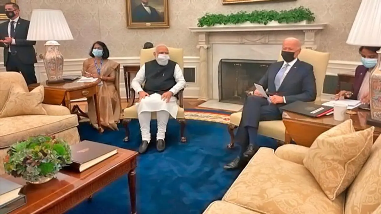 अमेरिका में पीएम मोदी ने 65 घंटे में की 20 बैठकें, फ्लाइट में भी अधिकारियों के साथ की मीटिंग