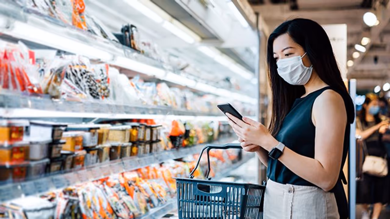 ನಿಲ್ಲಿ.. ಫುಡ್ ಪ್ಯಾಕೆಡ್ ಹಿಂದಿರೋ ಮಾಹಿತಿ ಓದಿ.. ಅರೆ ಕ್ಷಣವೇ ಖರೀದಿ ನಿಲ್ಲಿಸ್ತೀರಿ ನಿಲ್ಲಿ.. ಫುಡ್ ಪ್ಯಾಕೆಡ್ ಹಿಂದಿರೋ ಮಾಹಿತಿ ಓದಿ.. ಅರೆ ಕ್ಷಣವೇ ಖರೀದಿ ನಿಲ್ಲಿಸ್ತೀರಿ