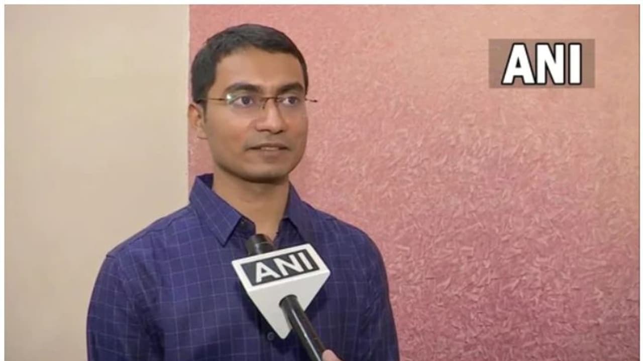 ഒന്നിൽ പിഴച്ചു, മൂന്നാം തവണ ഒന്നാമന്‍; സിവില്‍ സര്‍വ്വീസ് പരീക്ഷയില്‍ രാജ്യത്തെ ഒന്നാമനായി ശുഭംകുമാര്‍