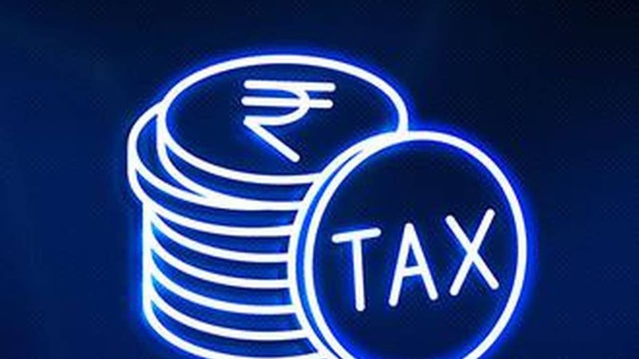 ഓട്ടോഡ്രൈവര്‍ക്ക് 3 കോടി രൂപയുടെ ആദായനികുതി നോട്ടീസ്!, കേസെടുത്ത് പൊലീസ്