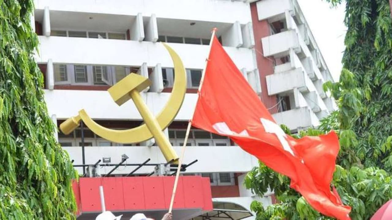 നിയമസഭാ തെരഞ്ഞെടുപ്പ് പരാജയം: കൊല്ലത്തെ 3 ജില്ലാ സെക്രട്ടേറിയറ്റ് അംഗങ്ങളോട് വിശദീകരണം തേടി സിപിഎം