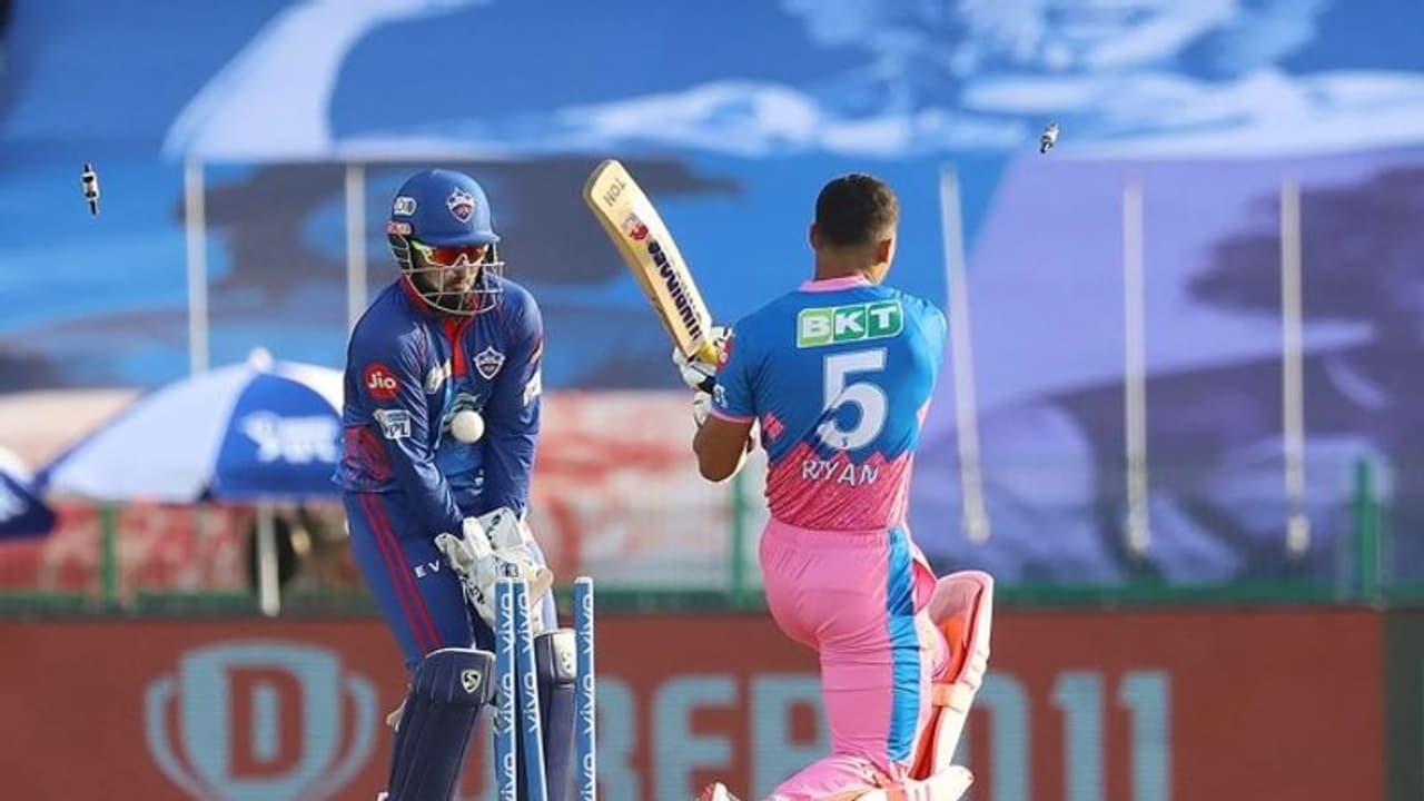 IPL2021 DC vs RR: చిత్తుగా ఓడిన రాజస్థాన్ రాయల్స్... ప్లేఆఫ్స్కి ఢిల్లీ క్యాపిటల్స్.. IPL2021 DC vs RR: చిత్తుగా ఓడిన రాజస్థాన్ రాయల్స్... ప్లేఆఫ్స్కి ఢిల్లీ క్యాపిటల్స్..