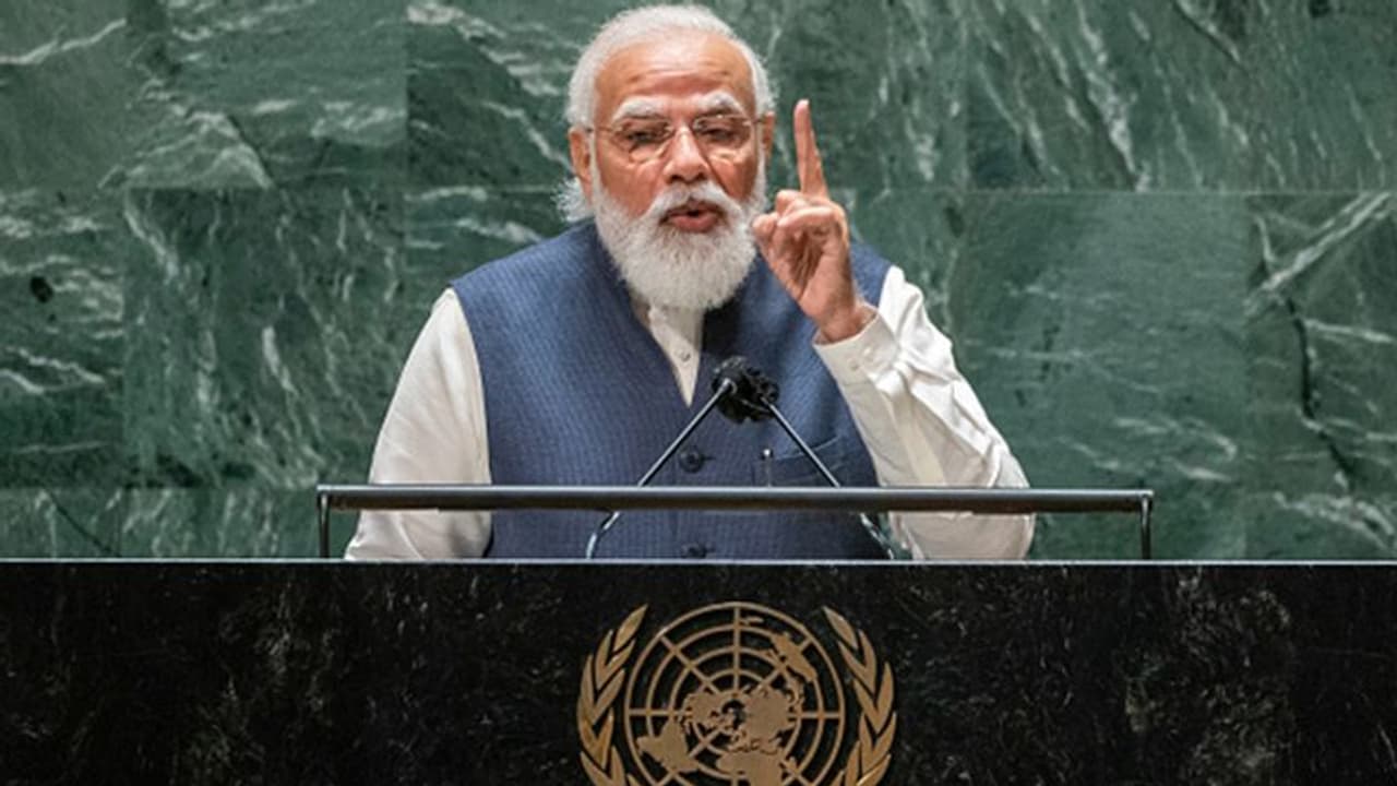 ವಿಶ್ವಸಂಸ್ಥೆ ಭಾಷಣದಲ್ಲಿ ಚಹಾ ಮಾರಿದ ದಿನ ನೆನೆದ ಮೋದಿ! ವಿಶ್ವಸಂಸ್ಥೆ ಭಾಷಣದಲ್ಲಿ ಚಹಾ ಮಾರಿದ ದಿನ ನೆನೆದ ಮೋದಿ!