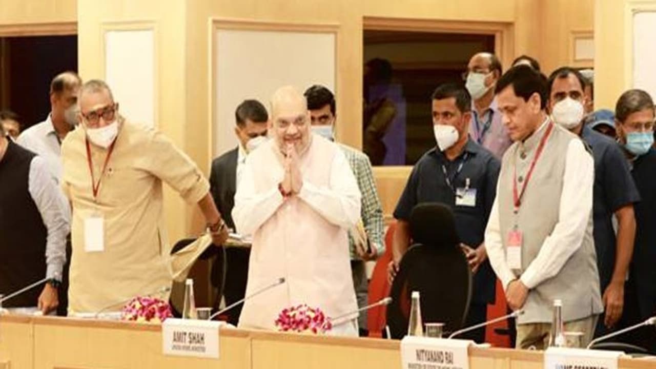 ನಕ್ಸಲರ ನಿಗ್ರಹ ಚುರುಕಿಗೆ ಕೇಂದ್ರ ನಿರ್ಧಾರ! ನಕ್ಸಲರ ನಿಗ್ರಹ ಚುರುಕಿಗೆ ಕೇಂದ್ರ ನಿರ್ಧಾರ!