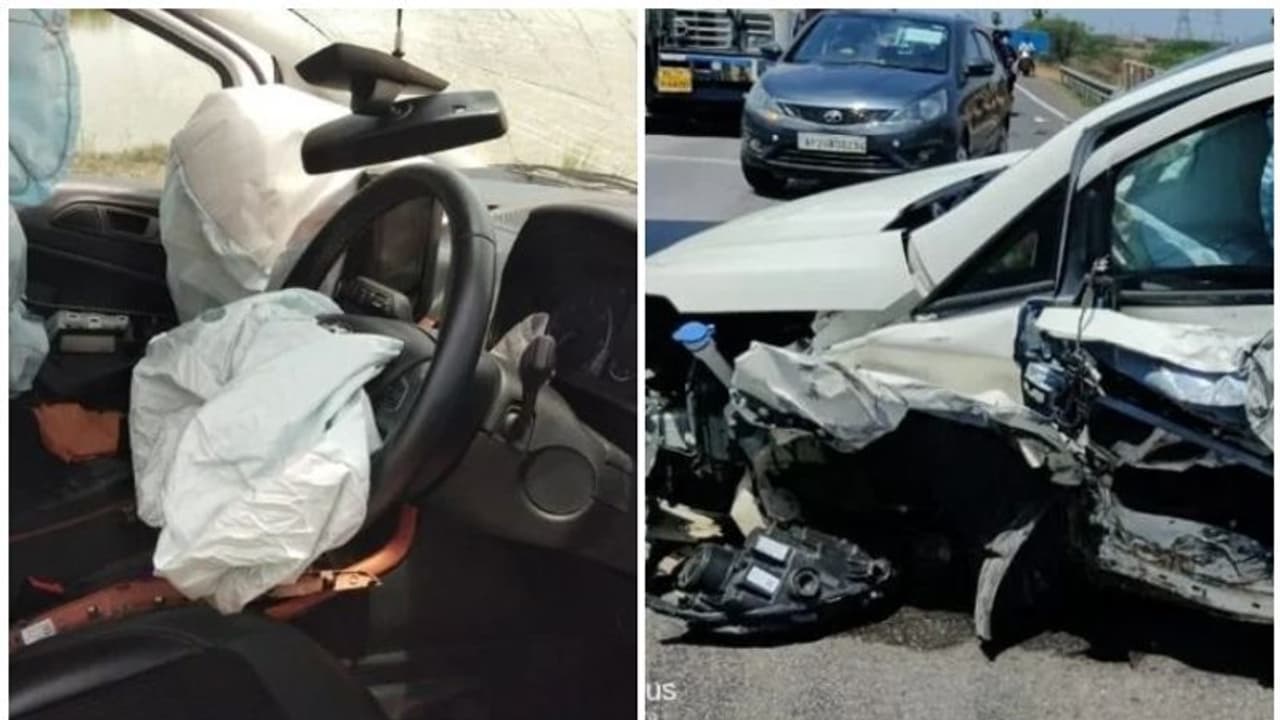 അപകടം, യാത്രികരെ സുരക്ഷിതരാക്കി ഇക്കോസ്‍പോര്‍ട്; 'കണ്ണിരിക്കുമ്പോള്‍ വിലയറിഞ്ഞില്ലെ'ന്ന് ജനം!