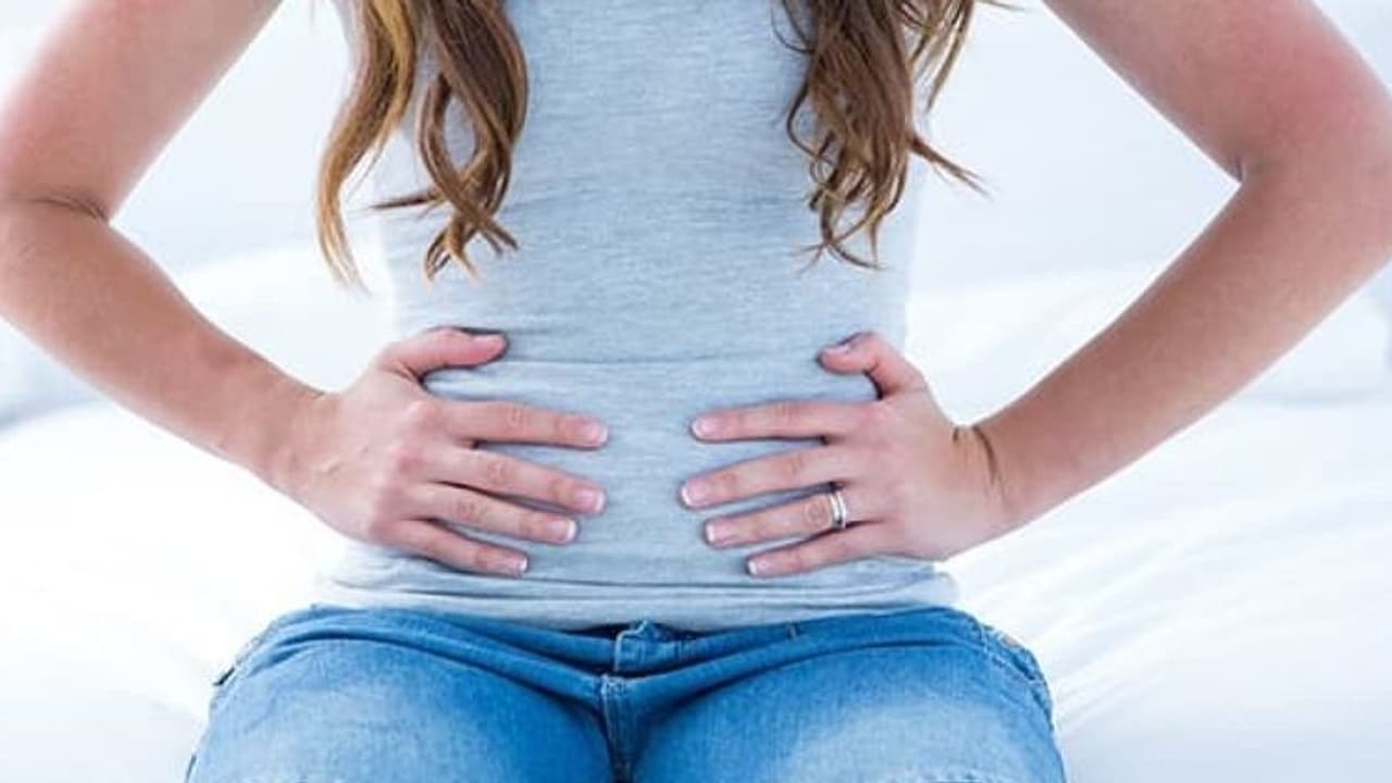 സ്ത്രീകളിൽ പെല്വിക് വേദന ഉണ്ടാകുന്നതിന് പിന്നിലെ 10 കാരണങ്ങൾ സ്ത്രീകളിൽ പെല്വിക് വേദന ഉണ്ടാകുന്നതിന് പിന്നിലെ 10 കാരണങ്ങൾ