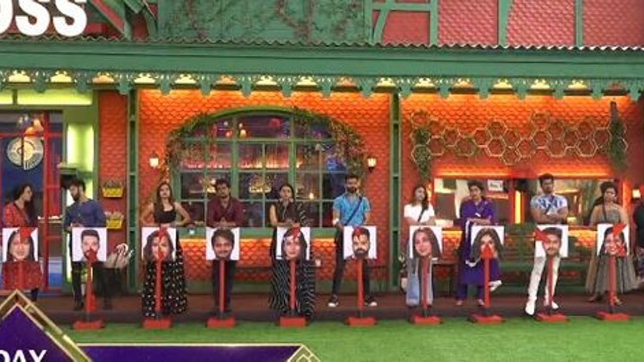 బిగ్ బాస్ సీజన్ 5: లీకులతో ఆసక్తి పోతుంది... ఇక వచ్చే వారం ఆ నలుగురిలో ఒకరు అవుట్? బిగ్ బాస్ సీజన్ 5: లీకులతో ఆసక్తి పోతుంది... ఇక వచ్చే వారం ఆ నలుగురిలో ఒకరు అవుట్?