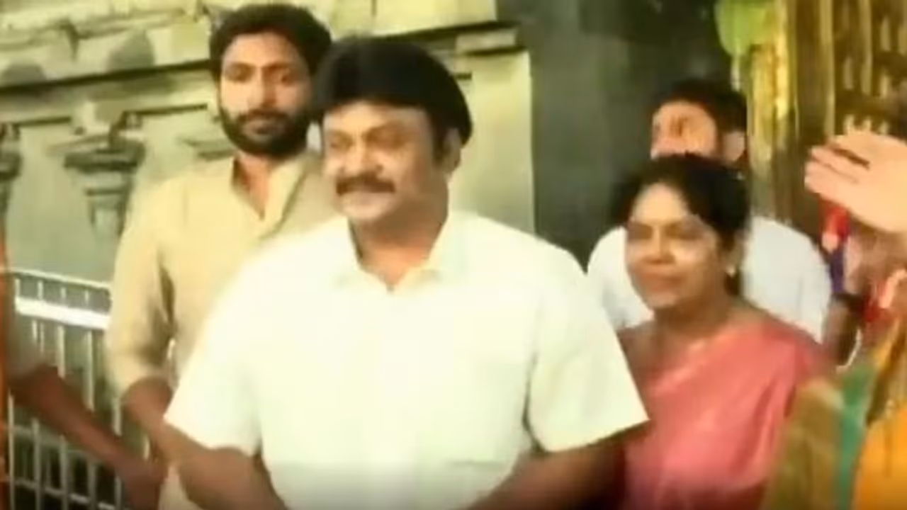 நயன் விக்கியை தொடர்ந்து இன்று திருப்பதிக்கு சென்ற நடிகர் பிரபு! இது தான் வேண்டுதலா? பெரிய மனசு தான்!! நயன் விக்கியை தொடர்ந்து இன்று திருப்பதிக்கு சென்ற நடிகர் பிரபு! இது தான் வேண்டுதலா? பெரிய மனசு தான்!!