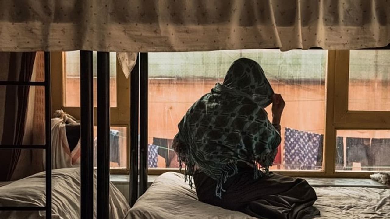 Afghanistan: సహాయక చర్యల్లోనూ మహిళలు వద్దు.. తాలిబాన్ దుష్ట నిర్ణయం Afghanistan: సహాయక చర్యల్లోనూ మహిళలు వద్దు.. తాలిబాన్ దుష్ట నిర్ణయం