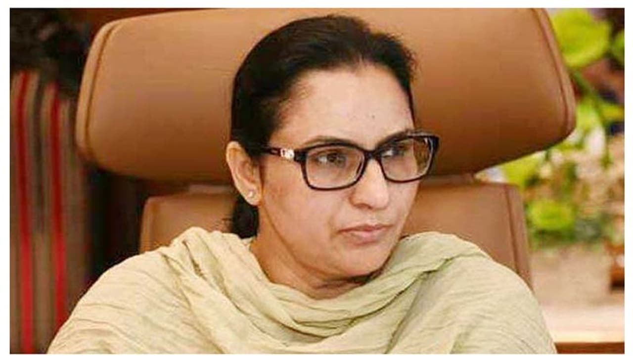 పంజాబ్: సిద్ధూకు మద్ధతుగా మంత్రి రజియా రాజీనామా.. ఇదే బాటలో మరికొందరు..? పంజాబ్: సిద్ధూకు మద్ధతుగా మంత్రి రజియా రాజీనామా.. ఇదే బాటలో మరికొందరు..?