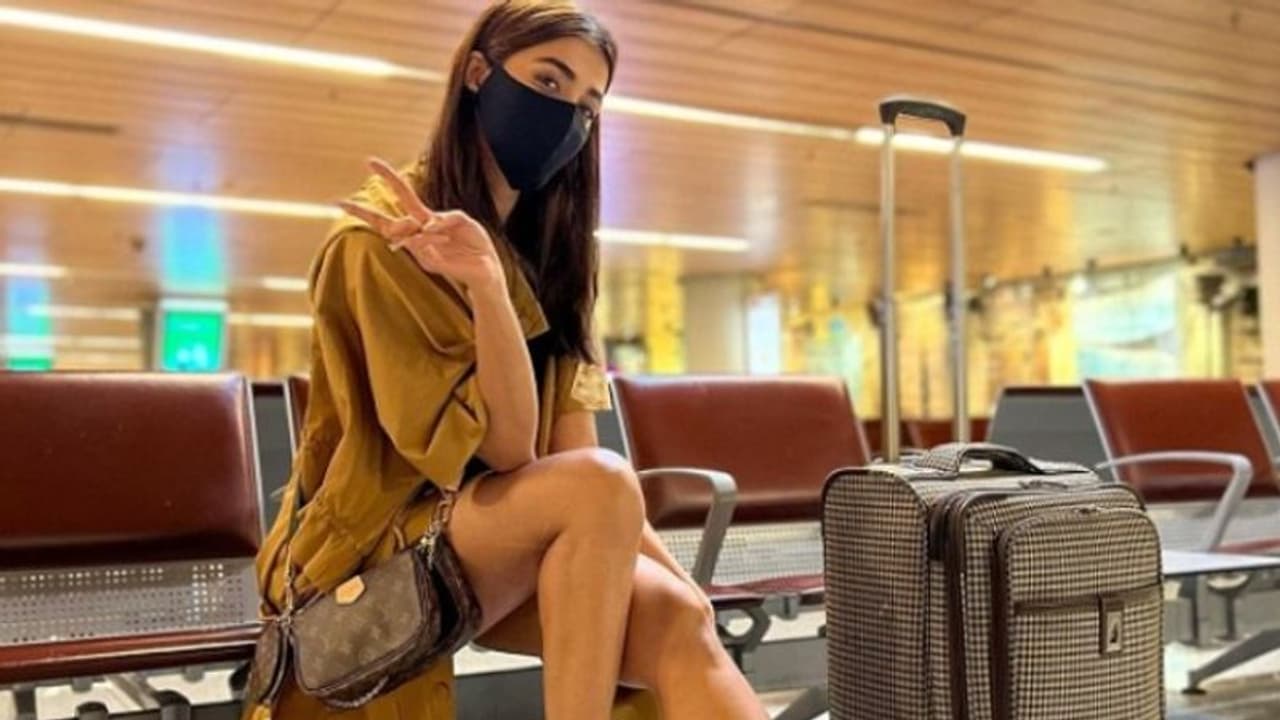 വിജയ്ക്കൊപ്പം അഭിനയിക്കാൻ പൂജ ഹെഗ്ഡെ എത്തി, 'ബീസ്റ്റിന്റെ' ഷെഡ്യൂള് ചെന്നൈയില് വിജയ്ക്കൊപ്പം അഭിനയിക്കാൻ പൂജ ഹെഗ്ഡെ എത്തി, 'ബീസ്റ്റിന്റെ' ഷെഡ്യൂള് ചെന്നൈയില്