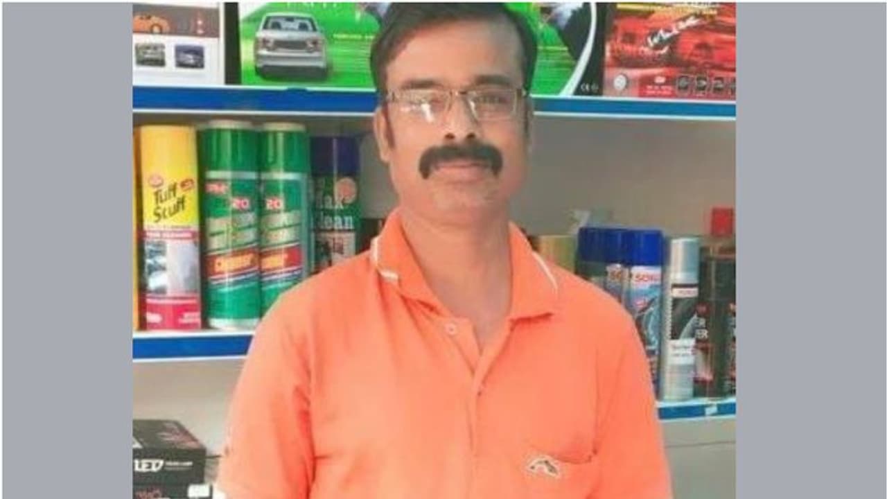 പ്രവാസി മലയാളി ആശുപത്രിയില് കുഴഞ്ഞുവീണ് മരിച്ചു പ്രവാസി മലയാളി ആശുപത്രിയില് കുഴഞ്ഞുവീണ് മരിച്ചു