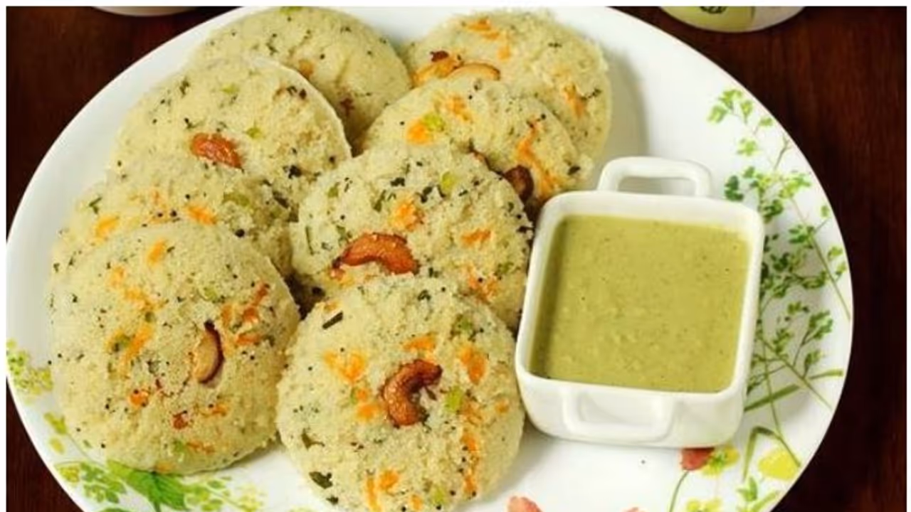 இட்லி மாவு இல்லாத நேரத்துல இந்த இட்லி செஞ்சு சாப்பிடுங்க.. சூப்பரா இருக்கும்.. ரெசிபி இதோ!!